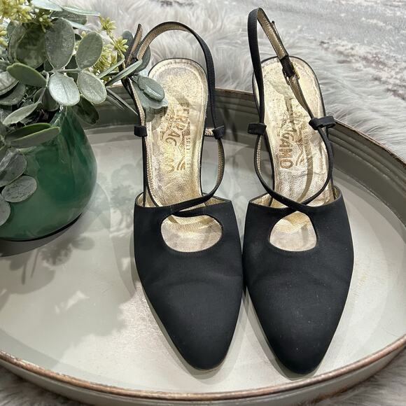 VTG Salvatore Ferragamo Women's Black Nylon Strappy Heels Size 8.5 Made In Italy - Picture 3 of 13